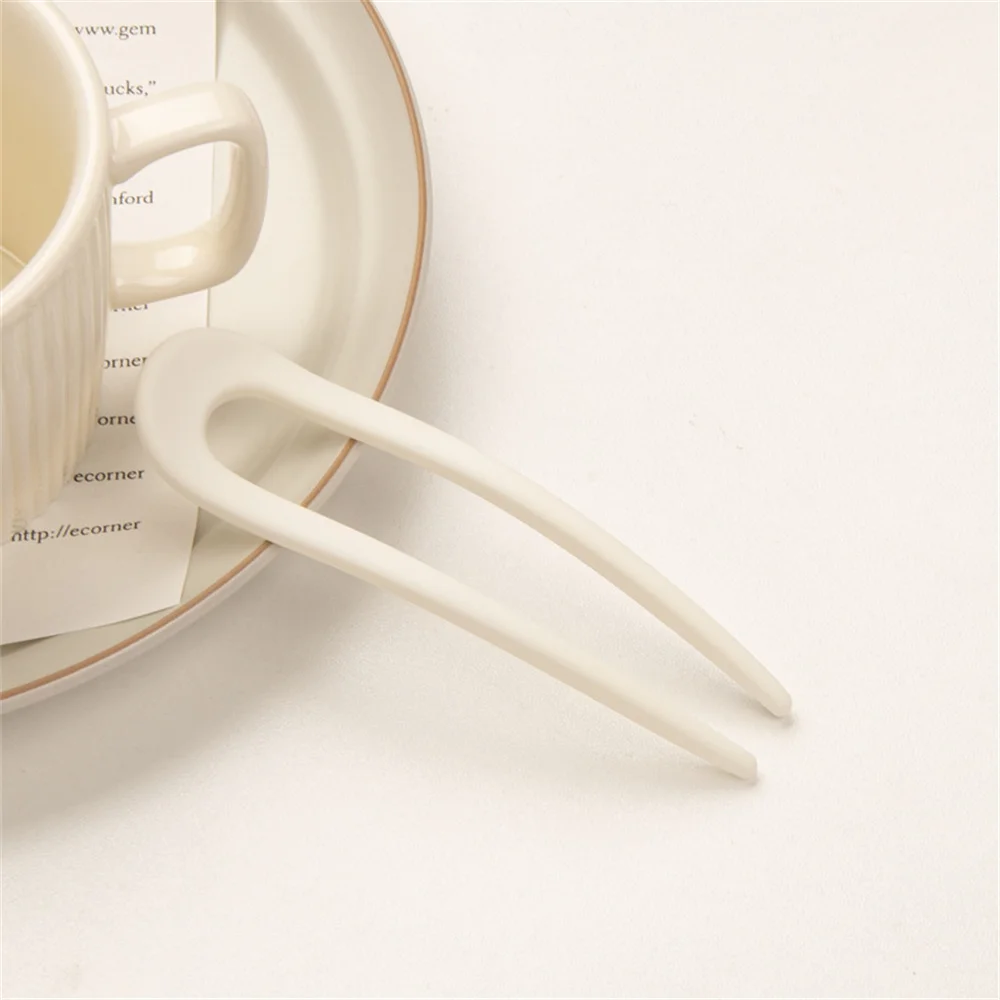 vaisselle-blanche-elegante